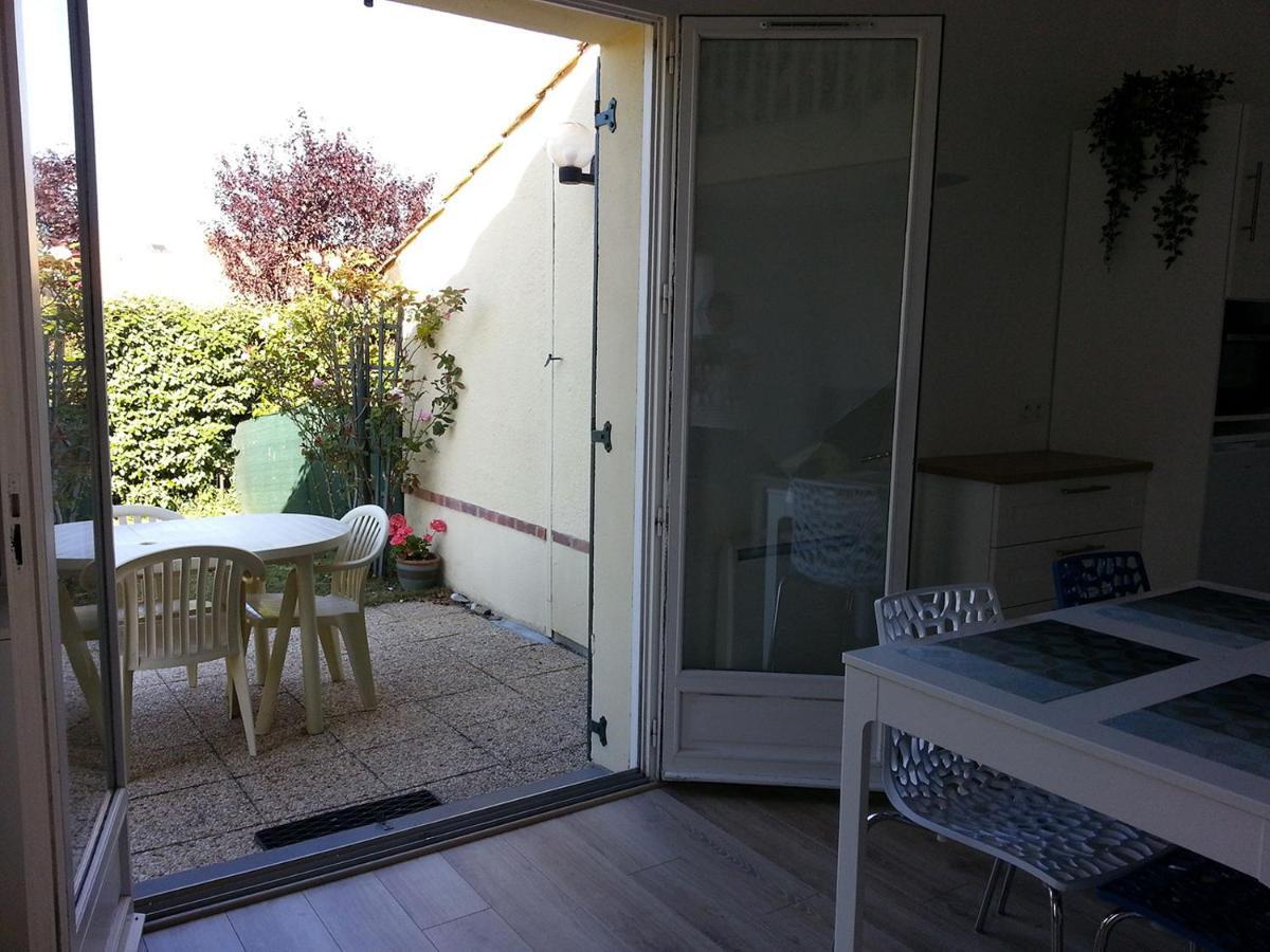 Maison Proche Golf Plage Et Piscine A 波尔尼克 外观 照片