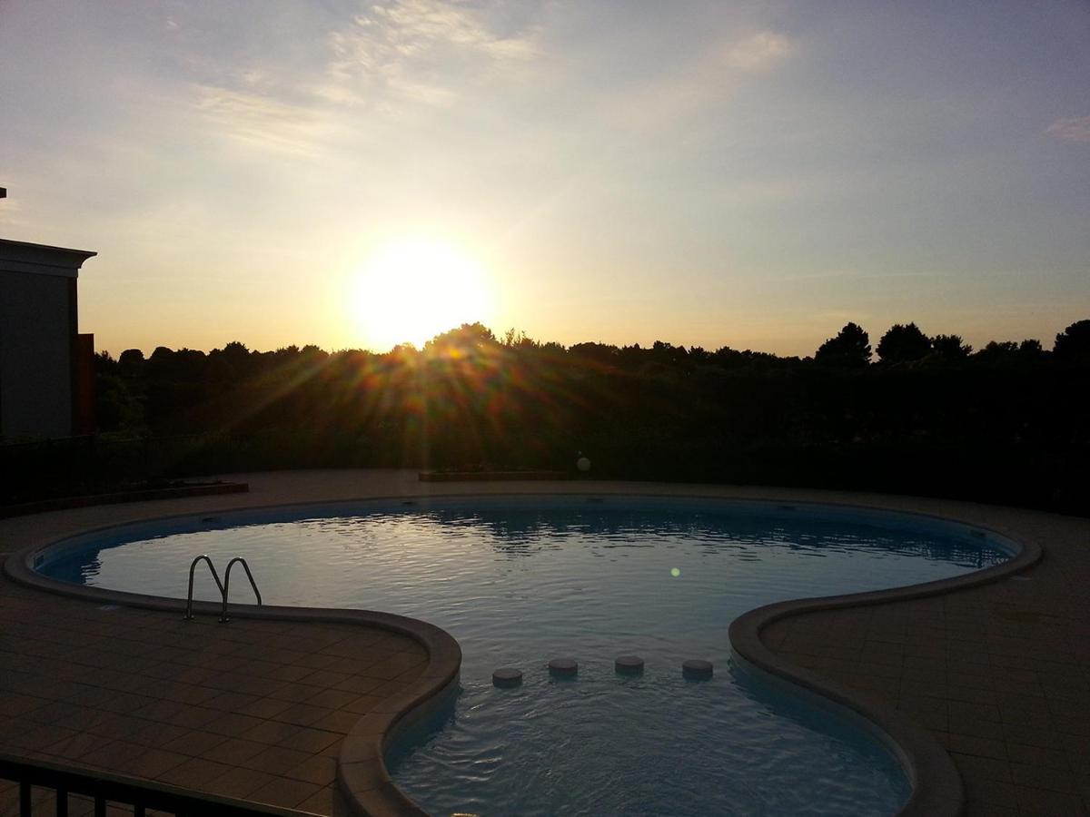 Maison Proche Golf Plage Et Piscine A 波尔尼克 外观 照片